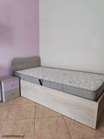 Παιδικό κρεβάτι με ανάρτηση για αποθήκευση