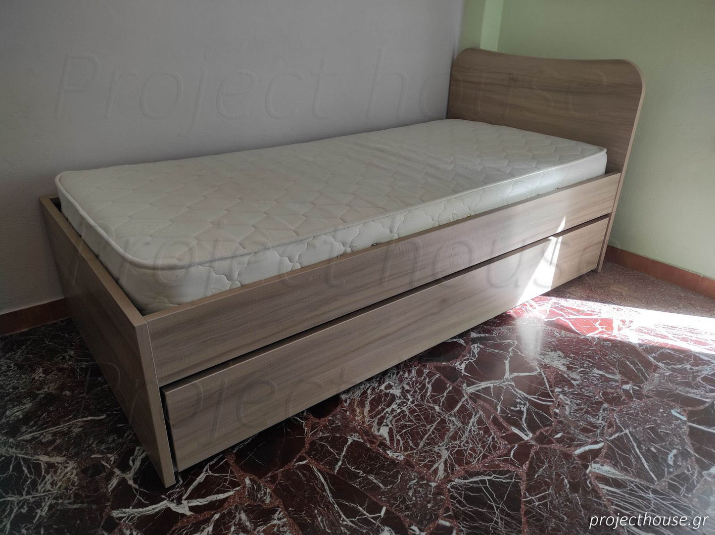 #102 - Κρεβάτι με μηχανισμό για δεύτερο
